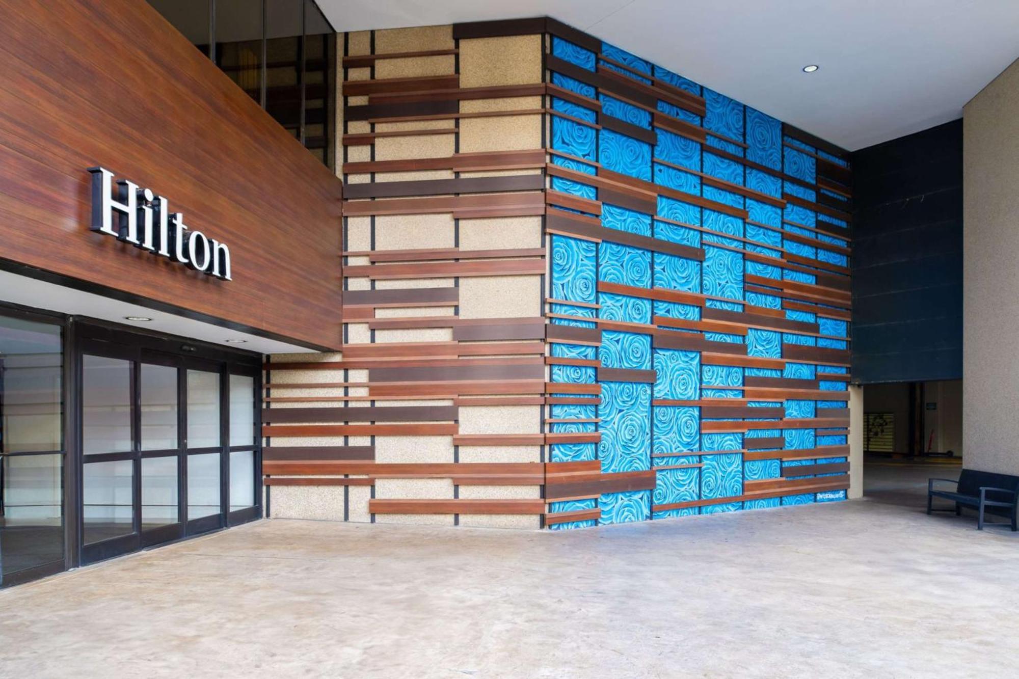 Hilton Lexington Downtown Hotel Exterior photo